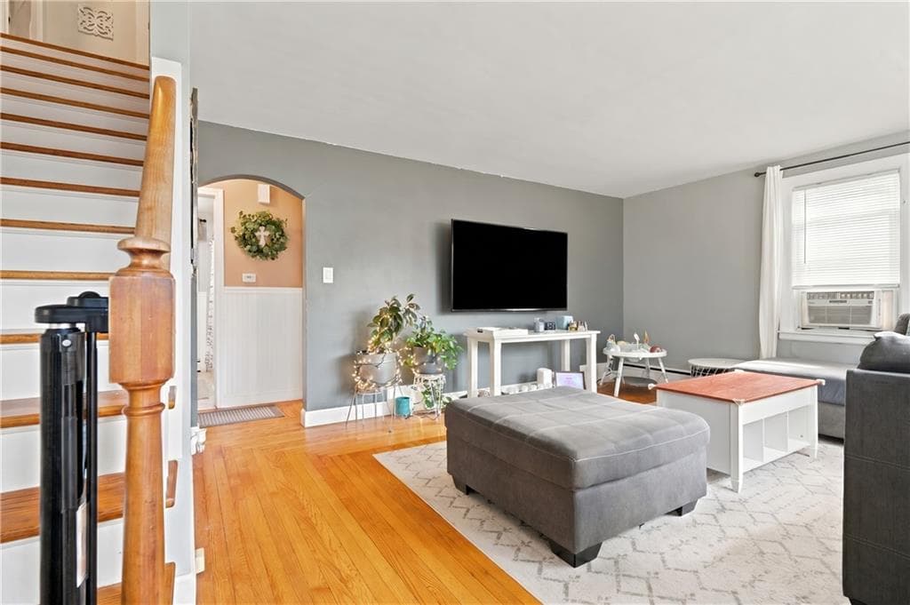 142 Mowry Avenue - Photo 3