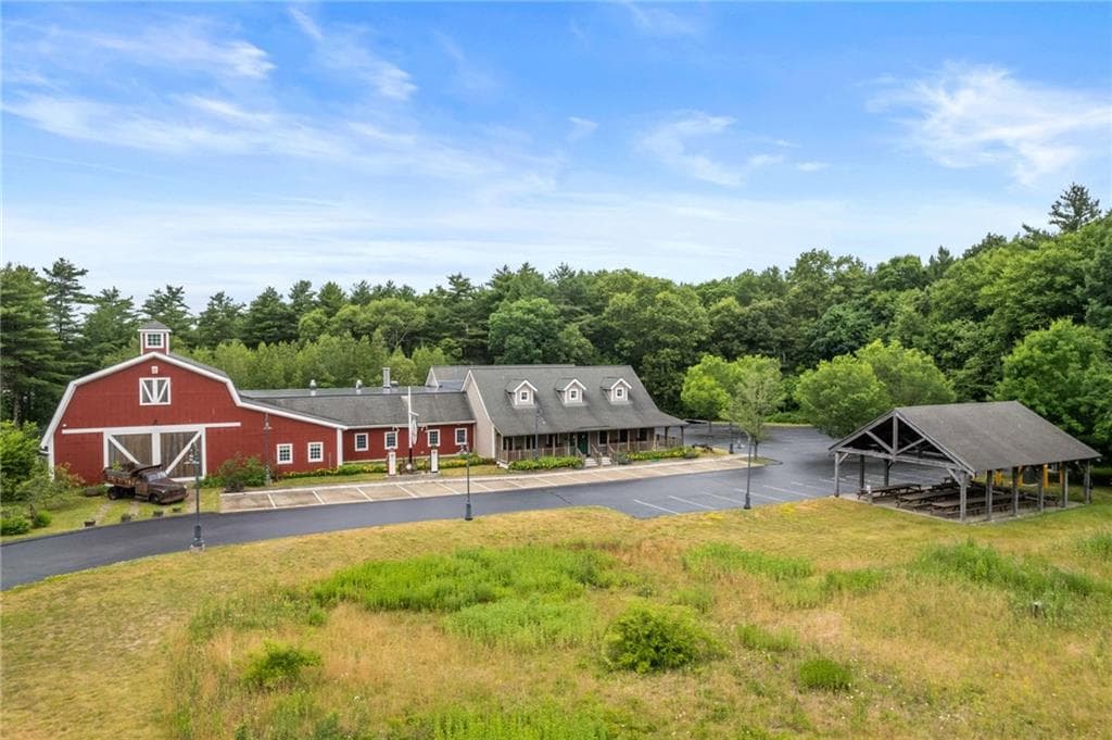 435 Nooseneck Hill Road - Photo 1