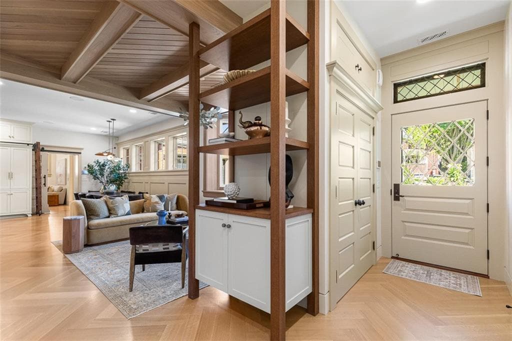 465 Lloyd Avenue - Photo 4