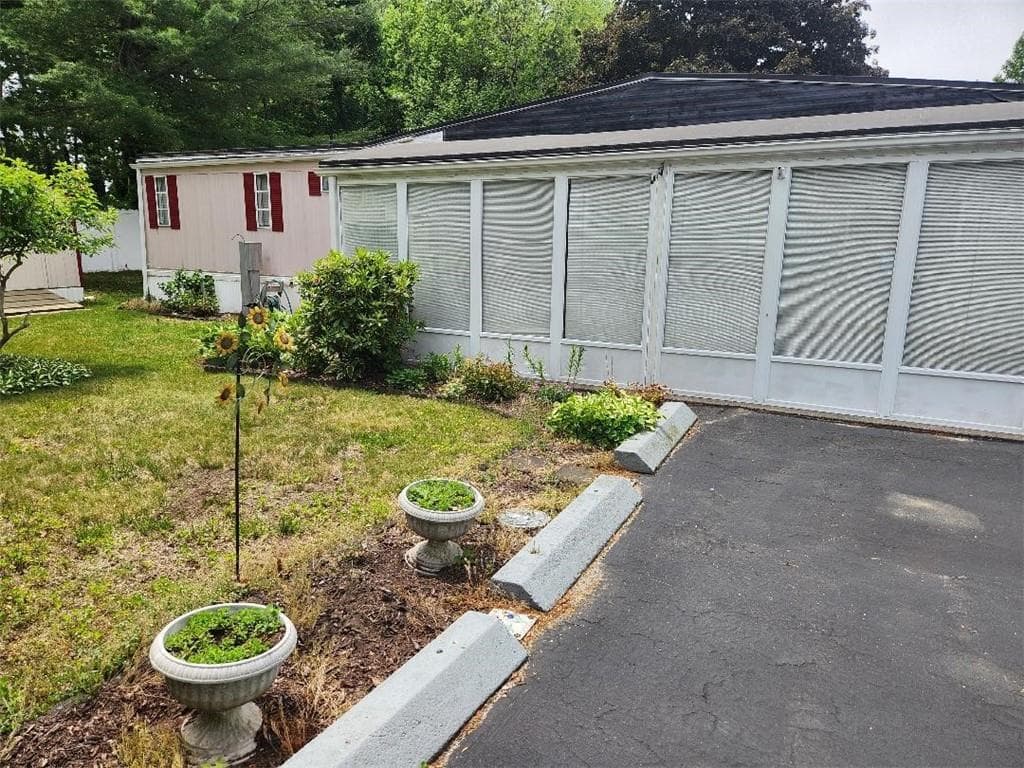 27 Woodward Road - Photo 5