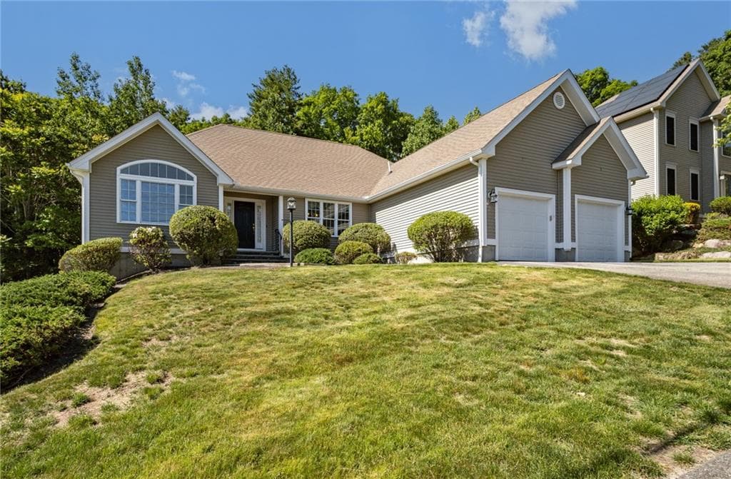 125 West Road - Photo 3
