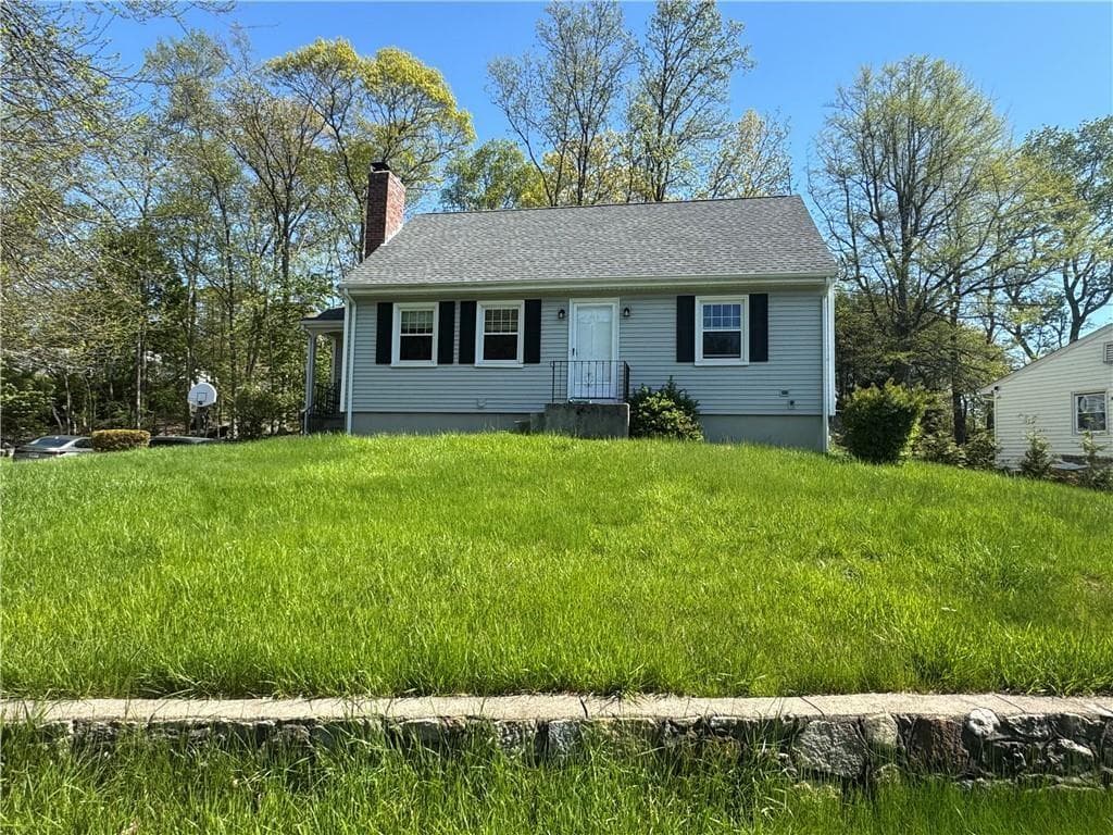 51 Ambrose Street - Photo 2
