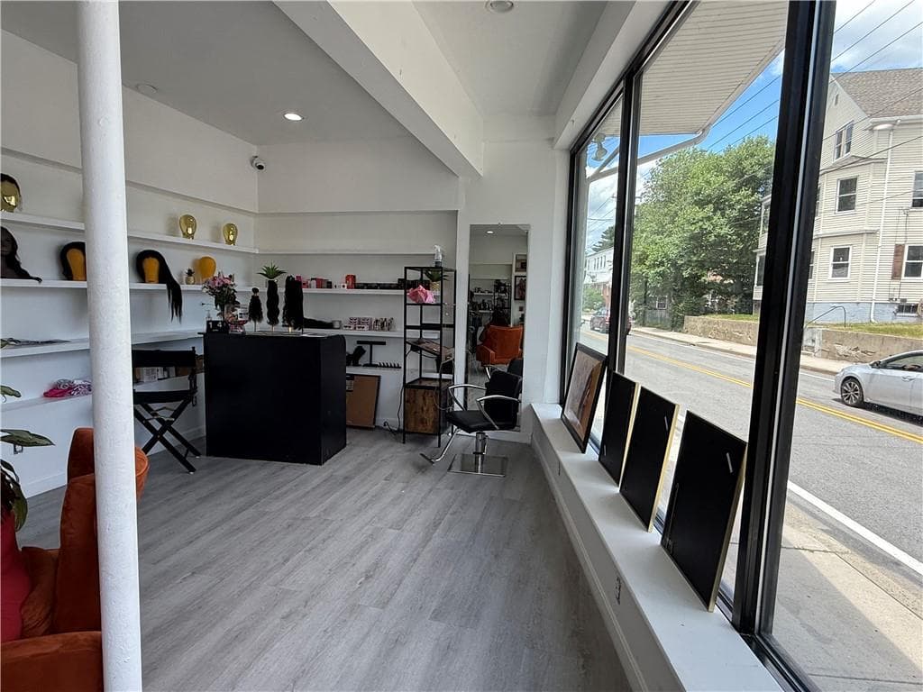 256 Woonasquatucket Avenue - Photo 3