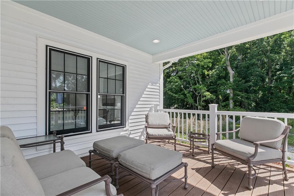561 Bristol Ferry Road #B - Photo 2