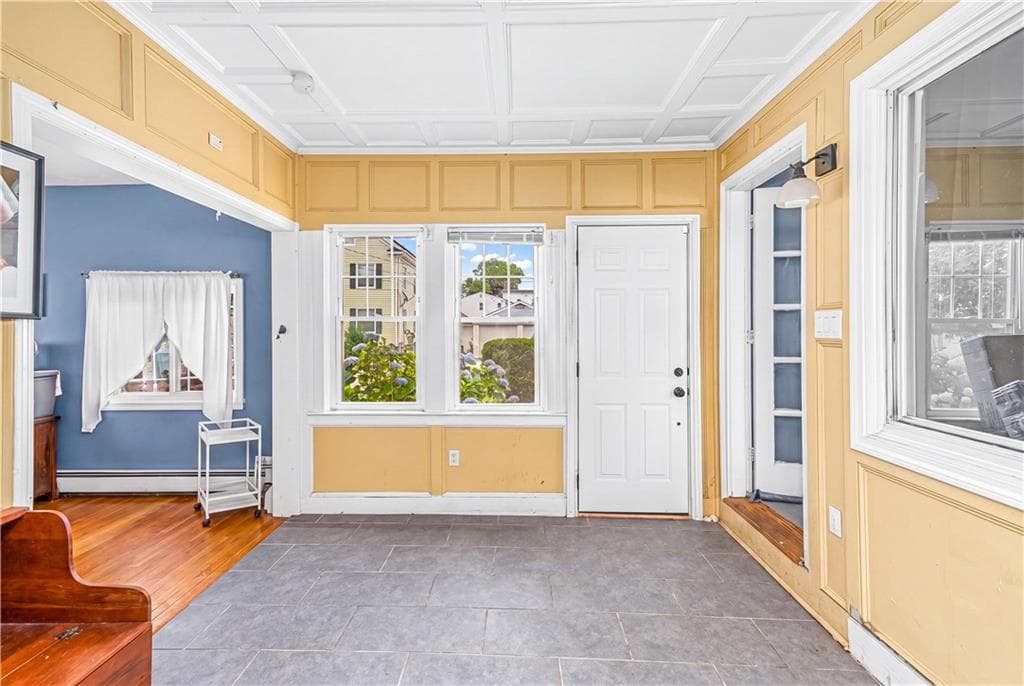 10 Booth Avenue - Photo 4