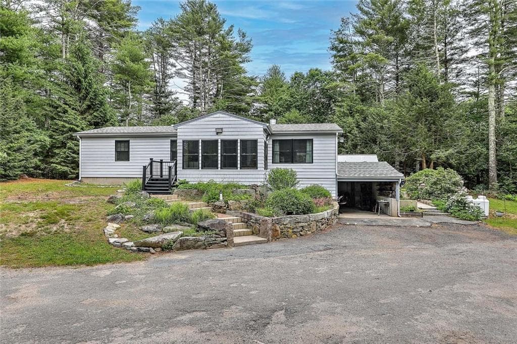 89 Skunk Hill Road - Photo 2