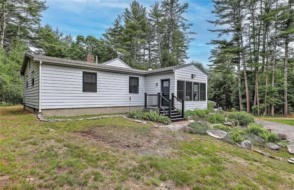 89 Skunk Hill Road - Photo 4