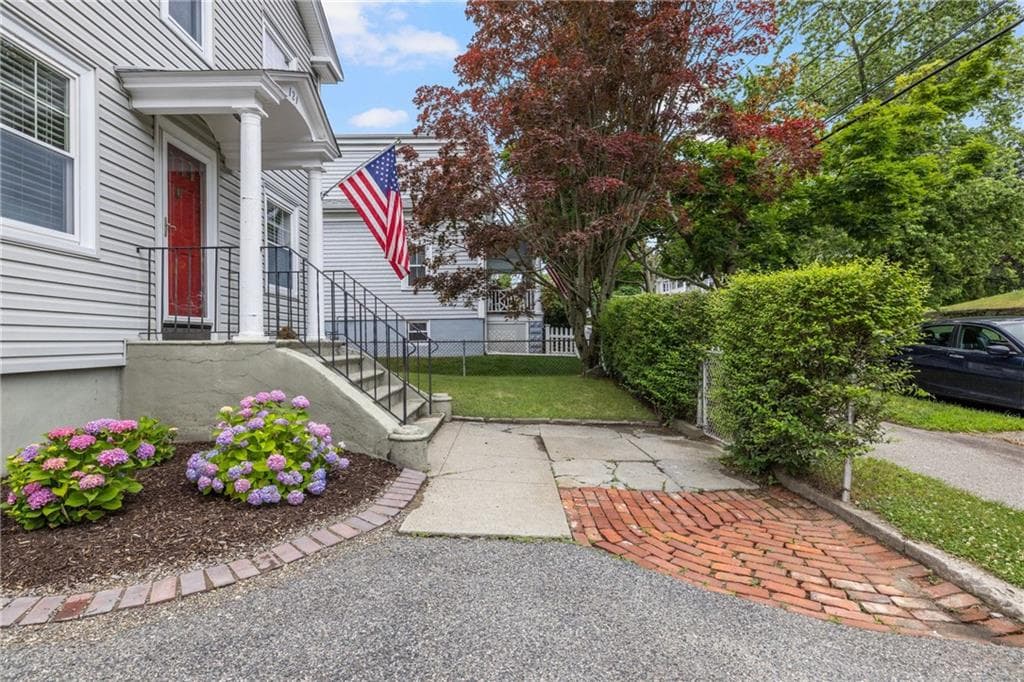 121 Bay View Avenue #1