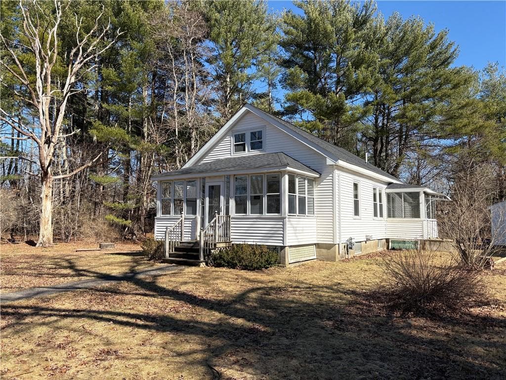 52 CARPENTER Street