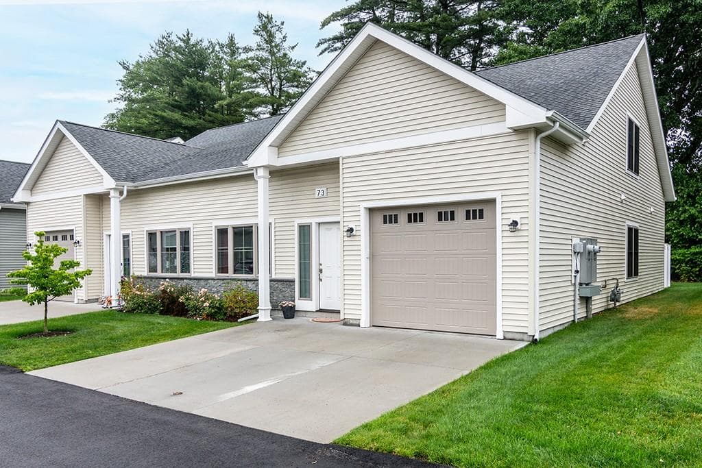 73 West Valley Circle