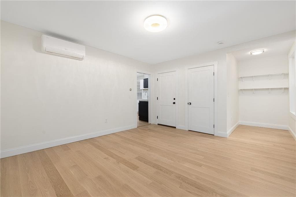 28 Young Street #Unit 2 - Photo 5