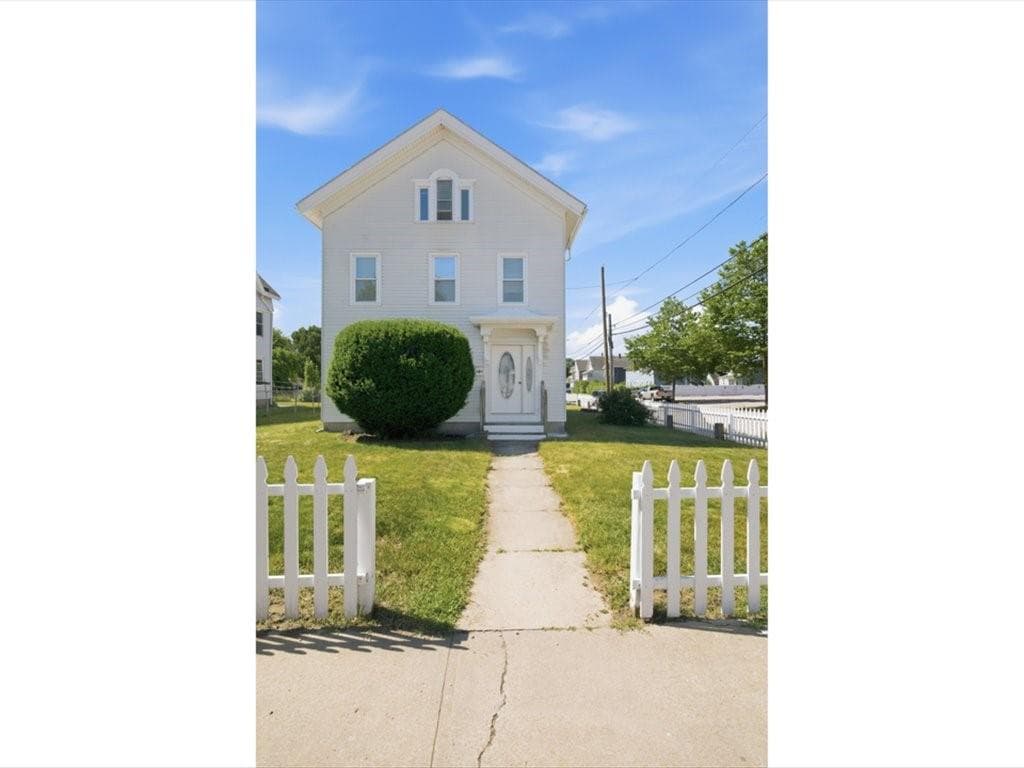 24 Pleasant Street - Photo 2