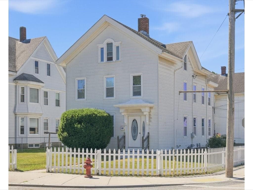 24 Pleasant Street