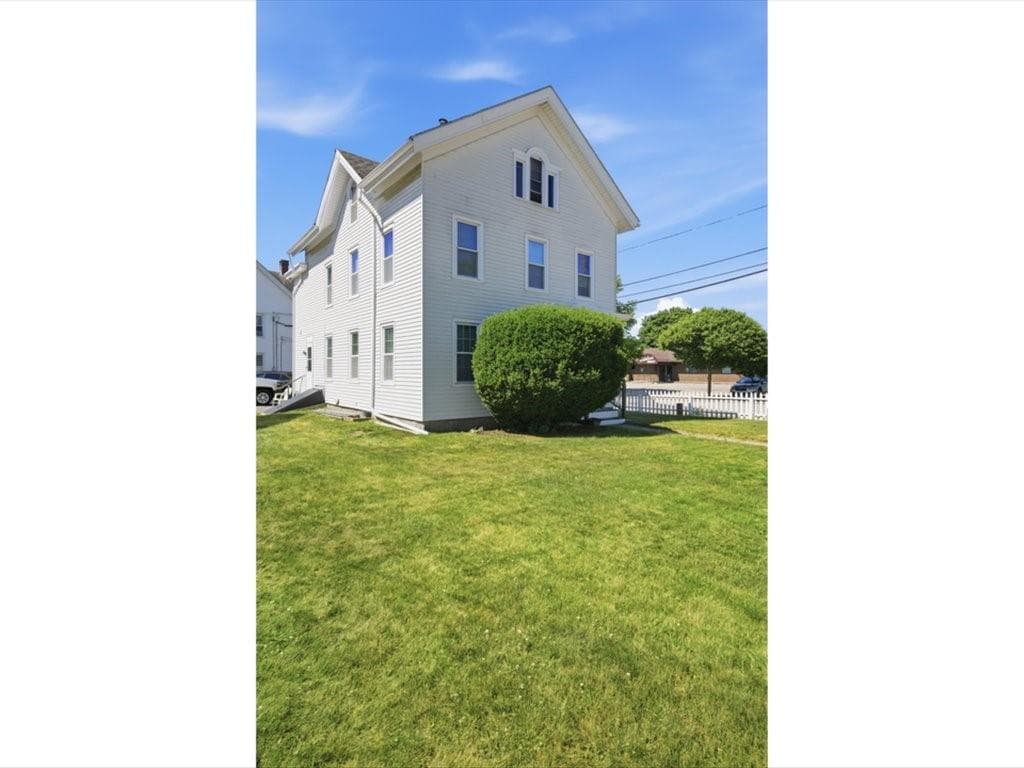 24 Pleasant Street - Photo 4