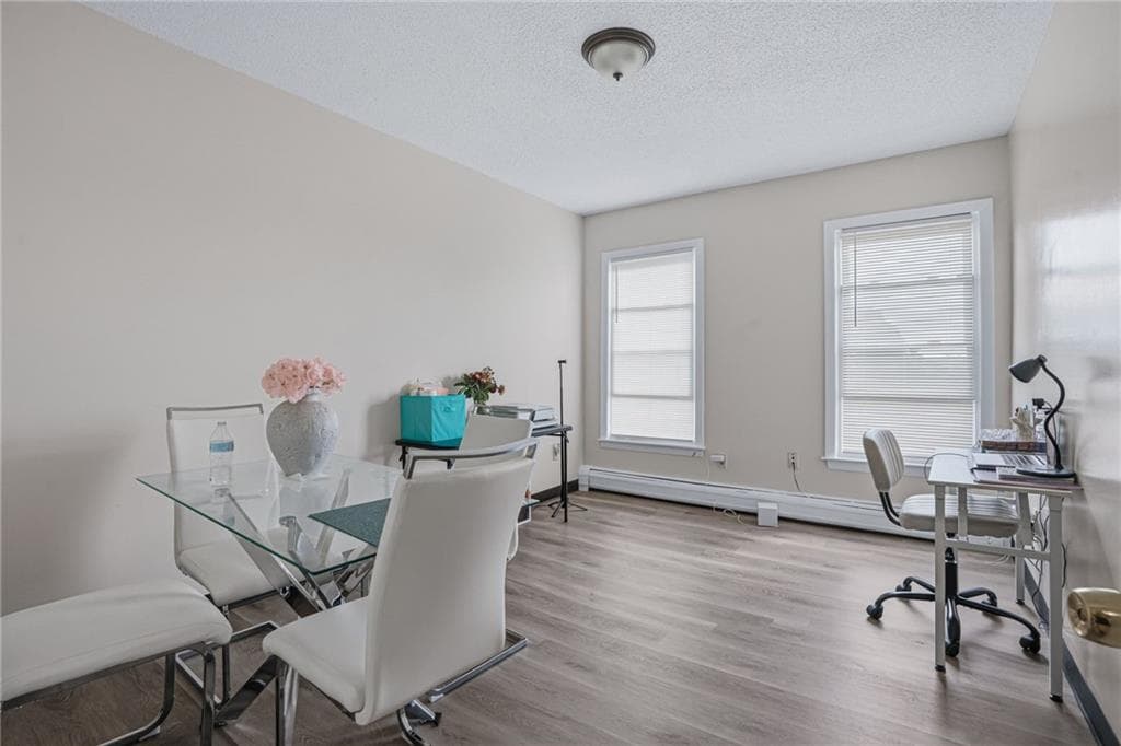 139 E School Street - Photo 4