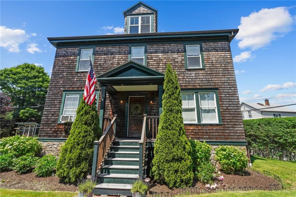 52 Berkeley Avenue