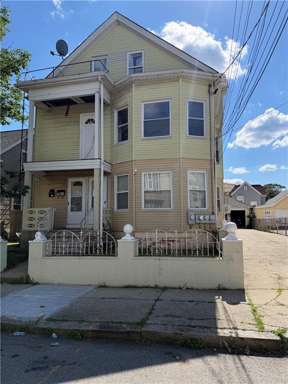 53 French Street