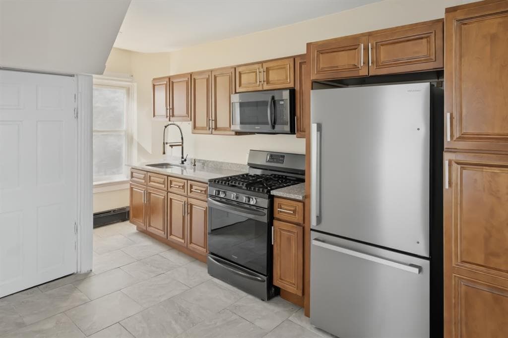 22 Gladstone Street - Photo 3