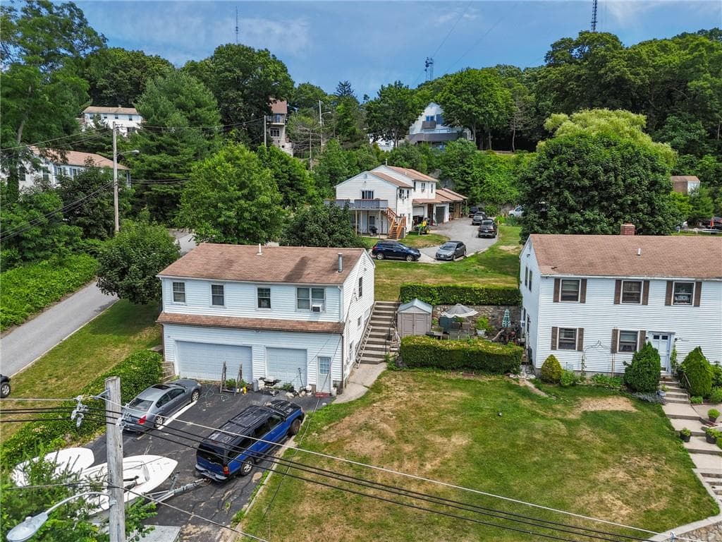 90 Monson Street - Photo 2