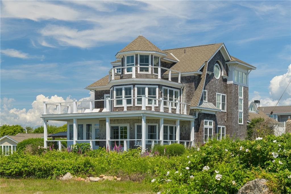 37 Coast Guard Avenue - Photo 5