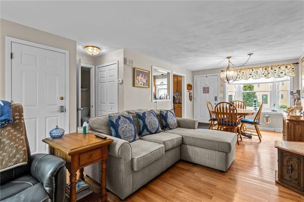 205 Woodhaven Court - Photo 4