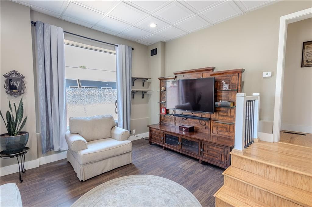 1640 Cranston Street - Photo 5