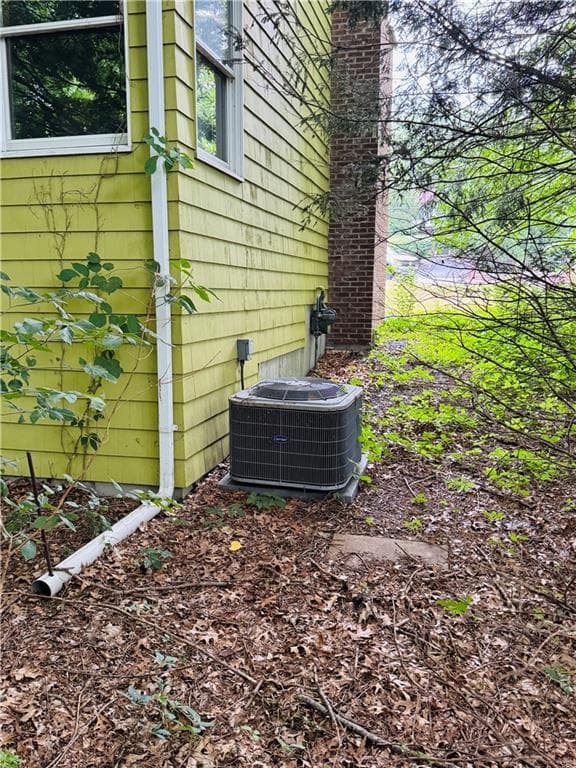 1851 Atwood Avenue - Photo 2