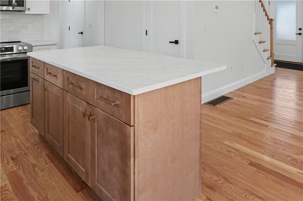 18 Tacoma Street - Photo 3