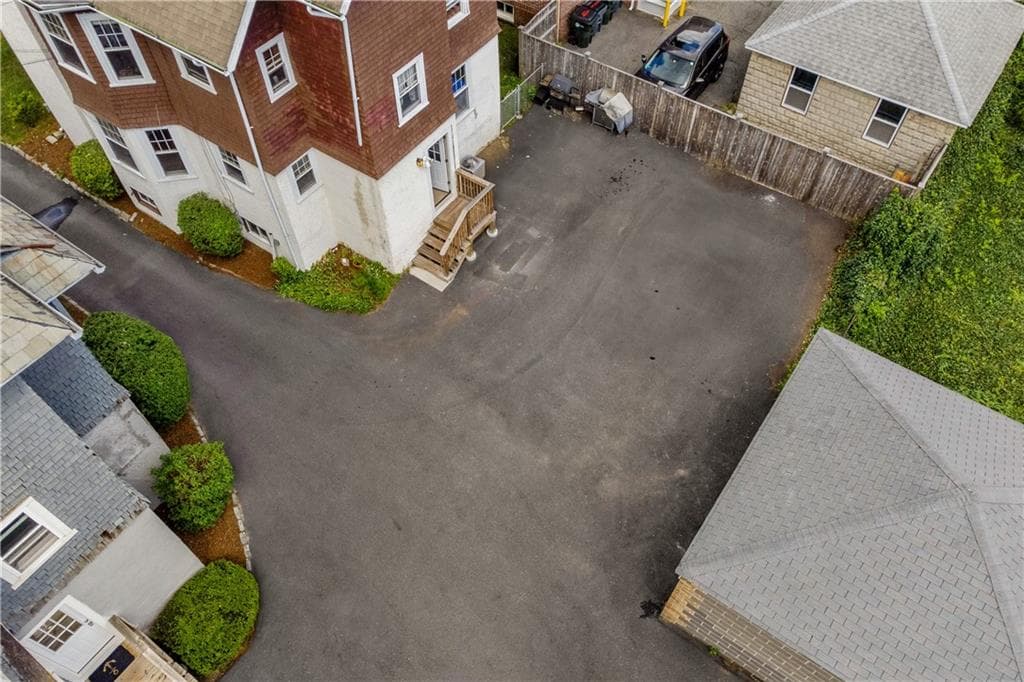 155 Irving Avenue - Photo 5