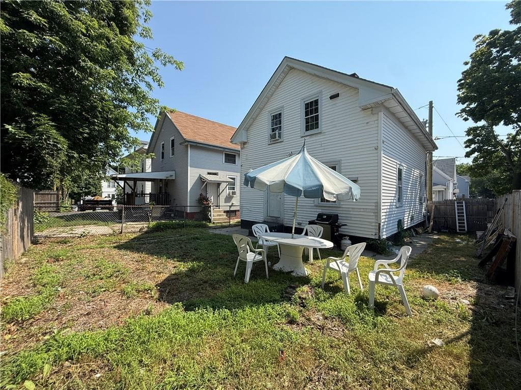 59 Webster Avenue - Photo 3