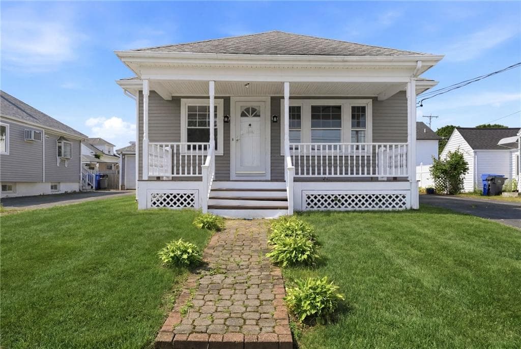 113 Warwick Road - Photo 2