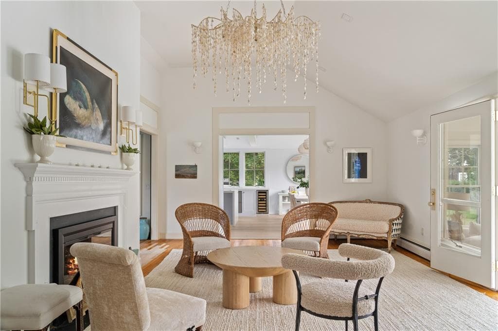 124 Harrison Avenue - Photo 2