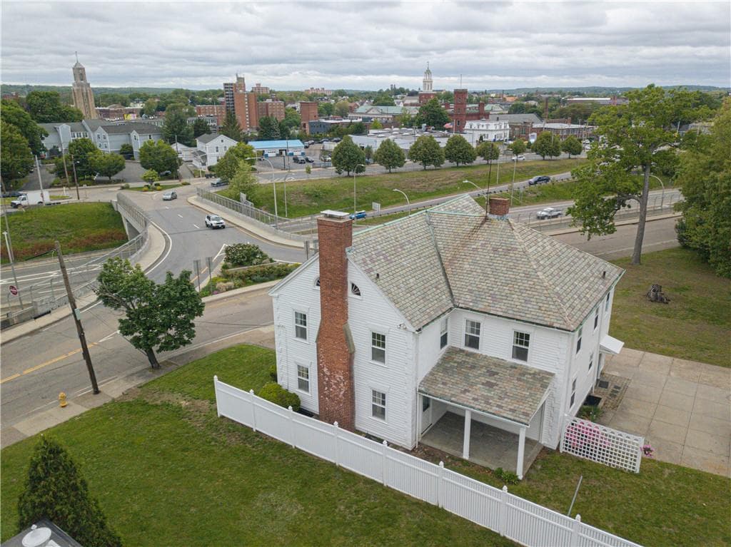 36 UNDERWOOD Drive