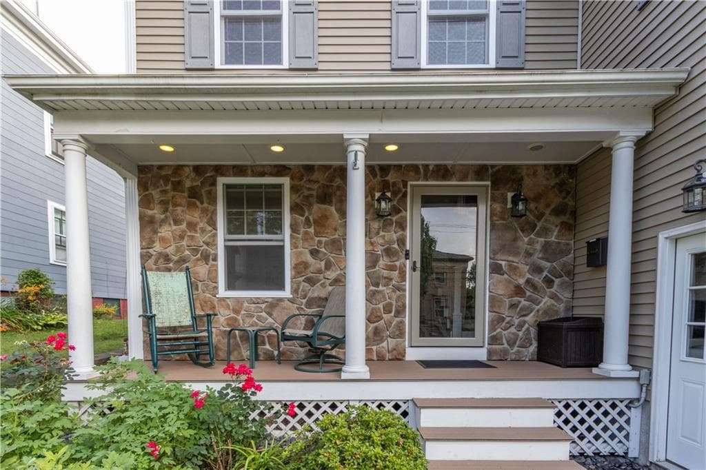 155 Pleasant Street - Photo 2