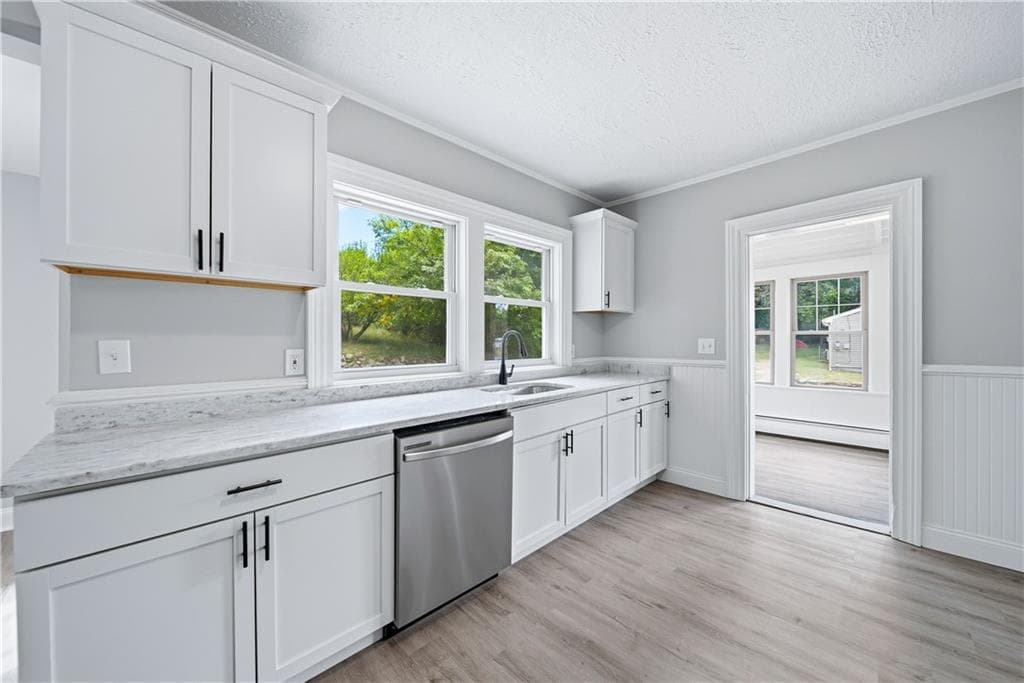 430 Cumberland Hill Road - Photo 4