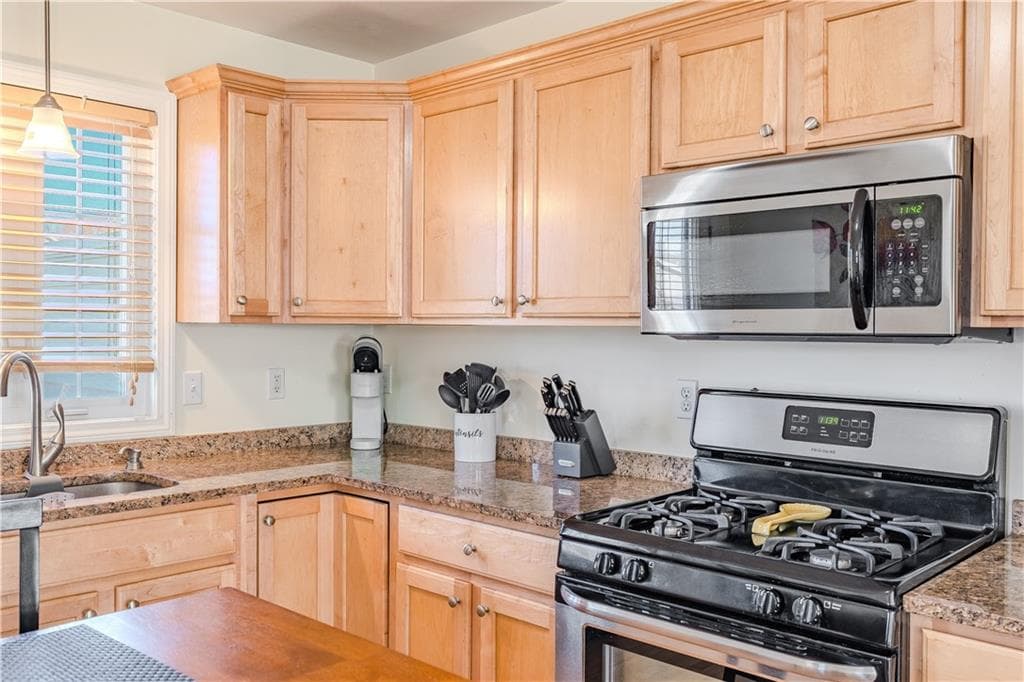 27 Streamview Drive - Photo 5