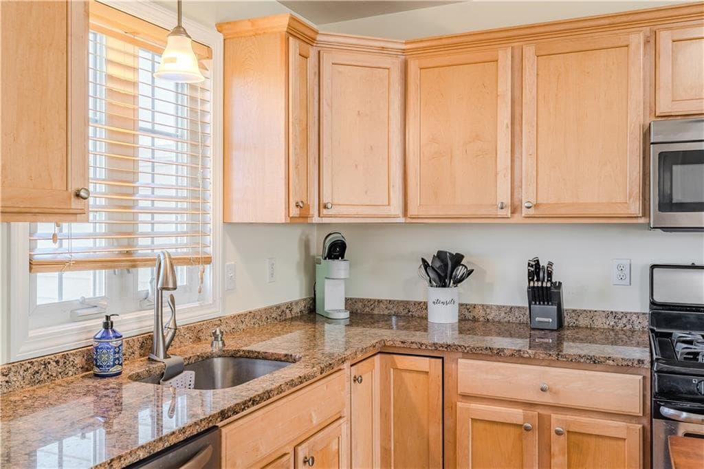 27 Streamview Drive - Photo 4