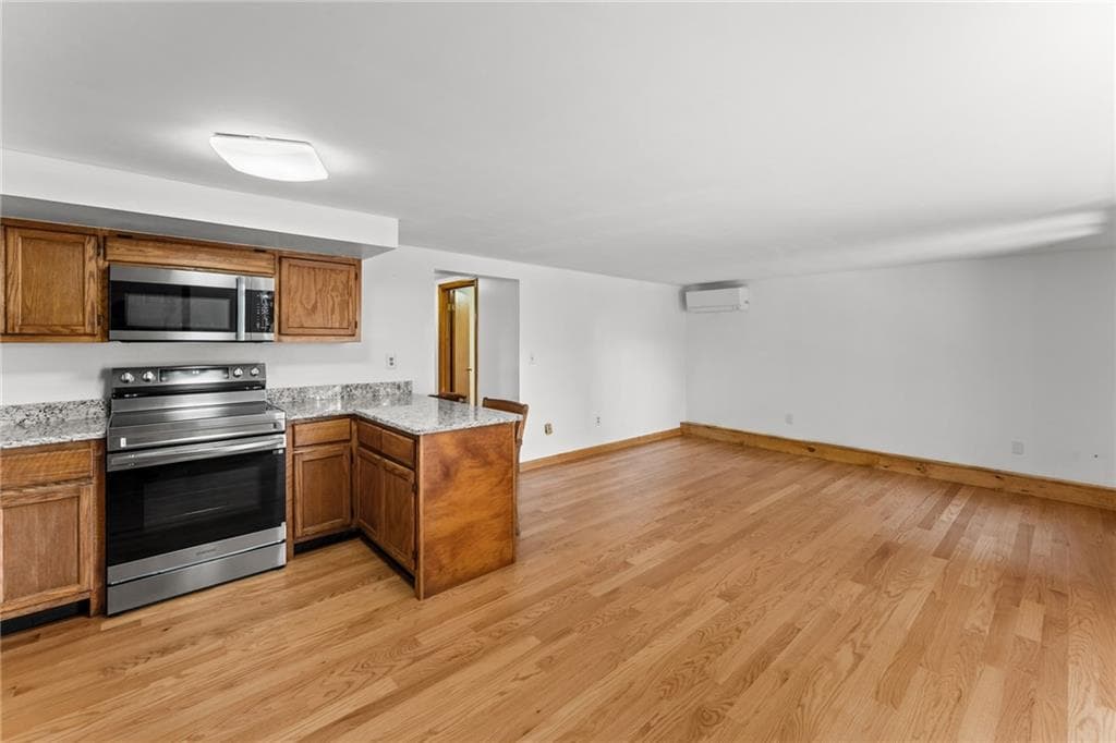 150 Wolcott Avenue #A - Photo 2