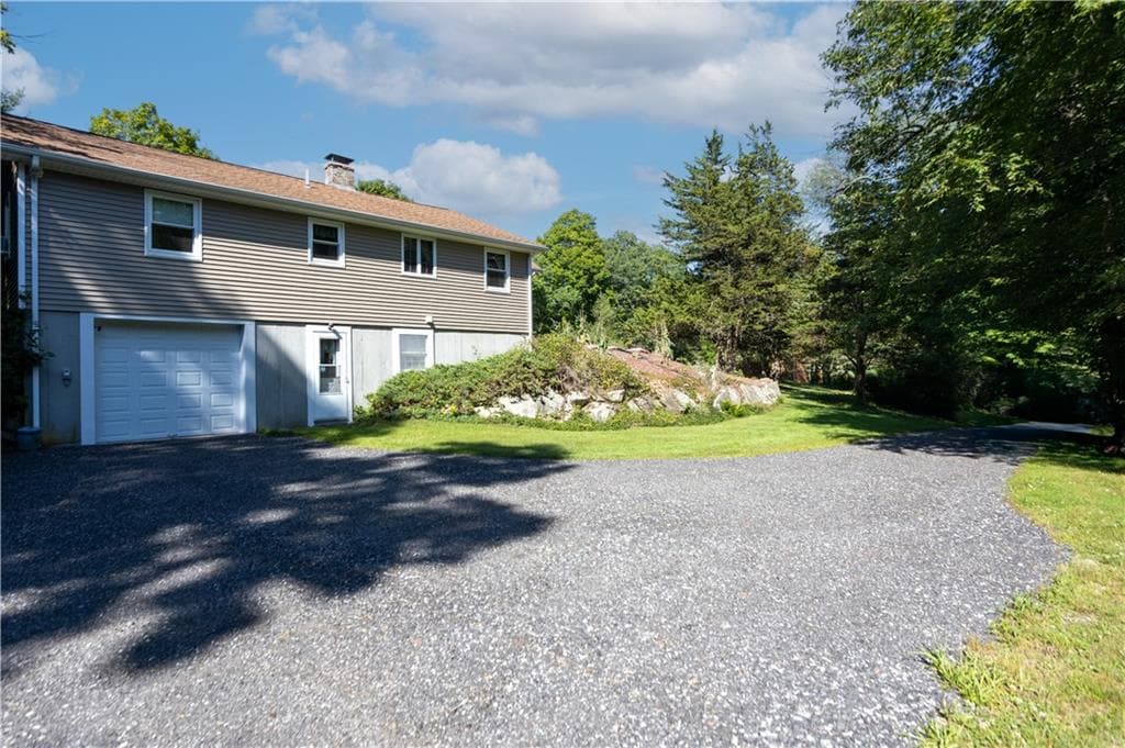 24 Burgess Road - Photo 4