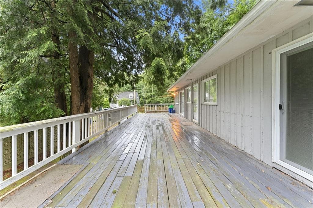 41 Shirley Street - Photo 3