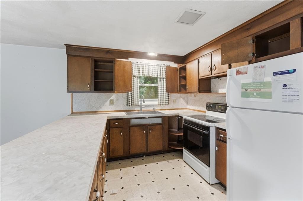 41 Shirley Street - Photo 5