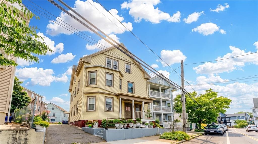 264 Douglas Avenue