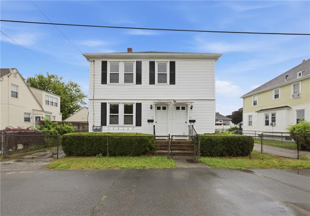 18 Jackson Avenue