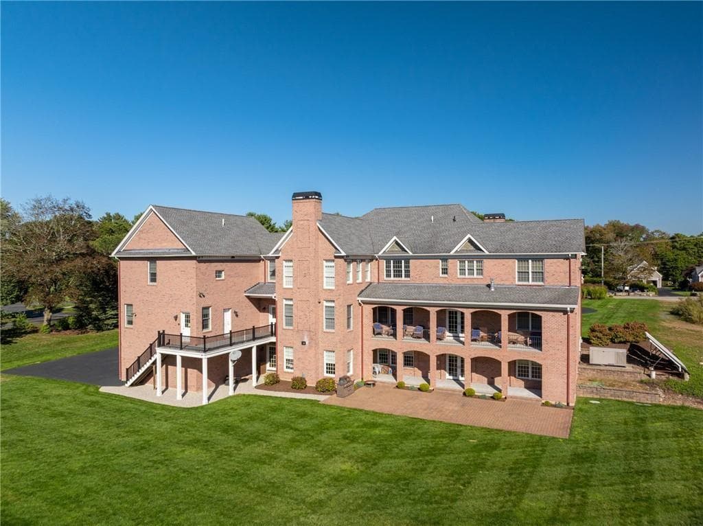 3070 Diamond Hill Road - Photo 2