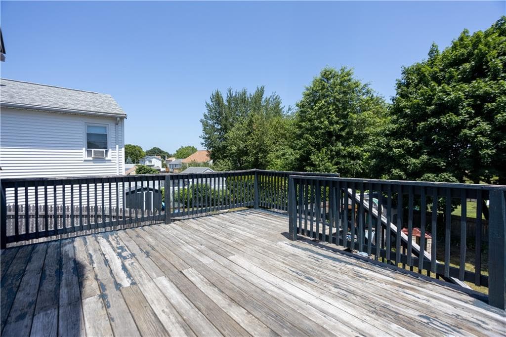 46 Irving Street - Photo 5