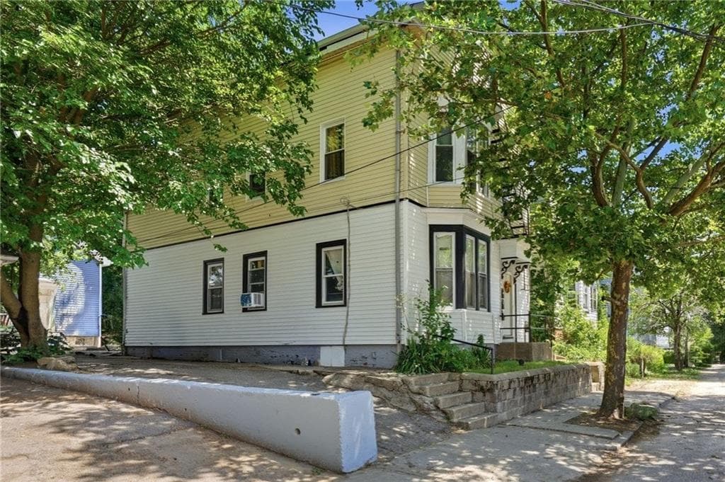 75 Laban Street