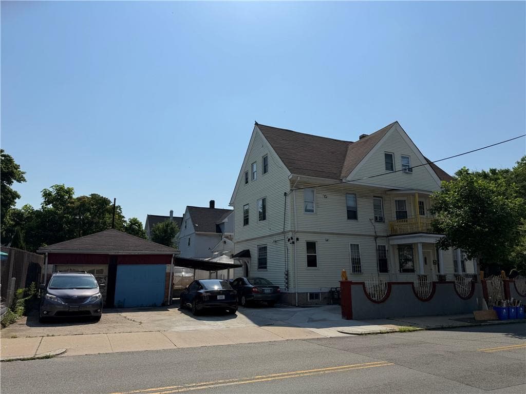 316 Bucklin Street - Photo 2