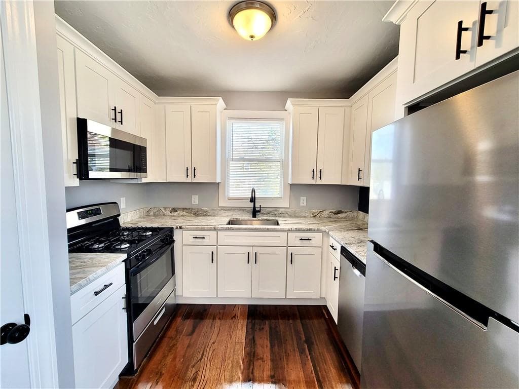 121 Lowden Street #2 - Photo 4