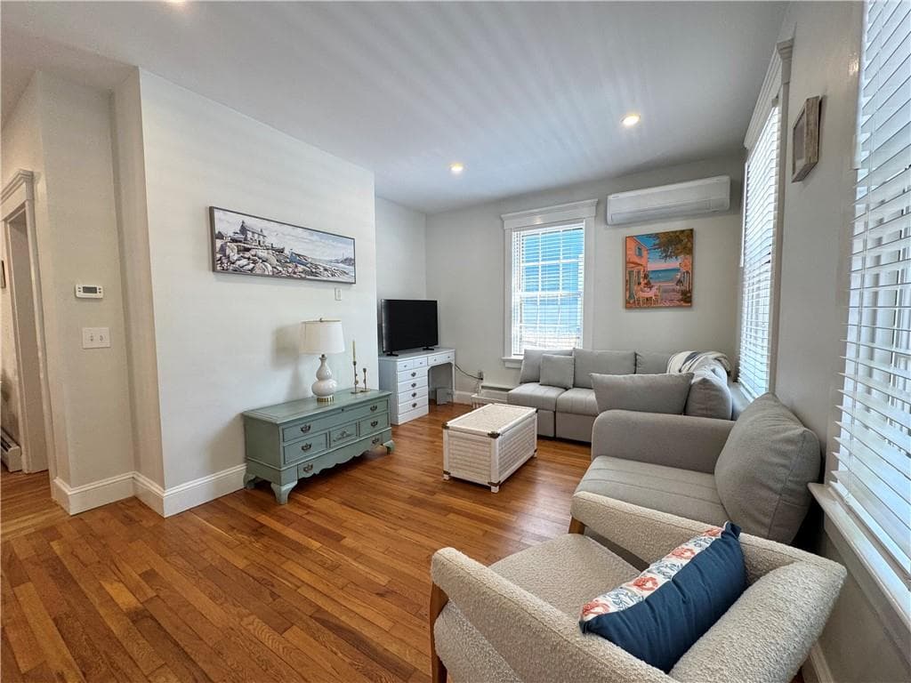 19 Walnut Street #1 - Photo 3