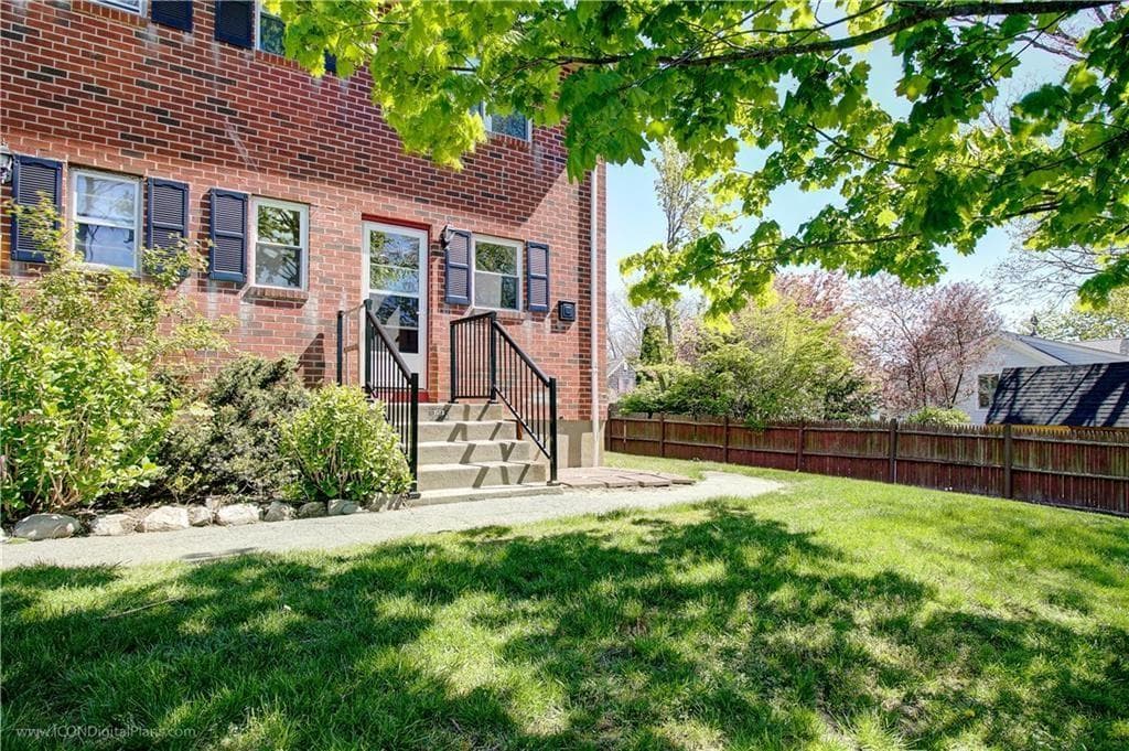 70 Carroll Avenue #1113